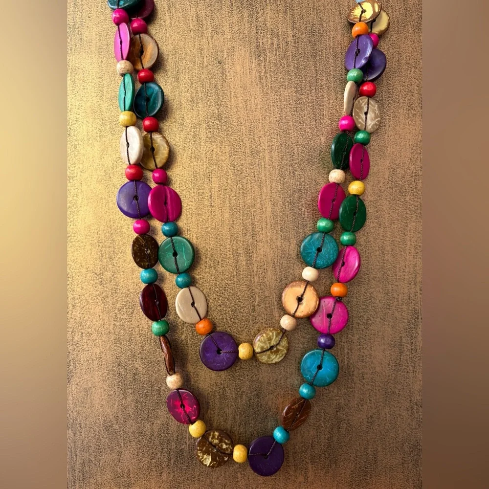 From Cape Town, South Africa a Very Colorful Beaded Necklace - Picture 2 of 10